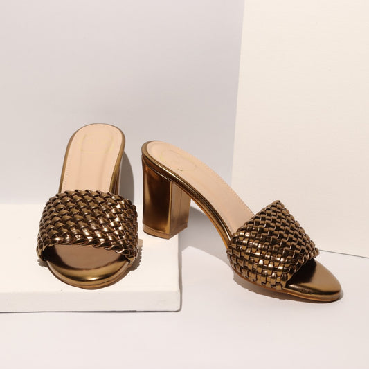 Knotted Antique Heel
