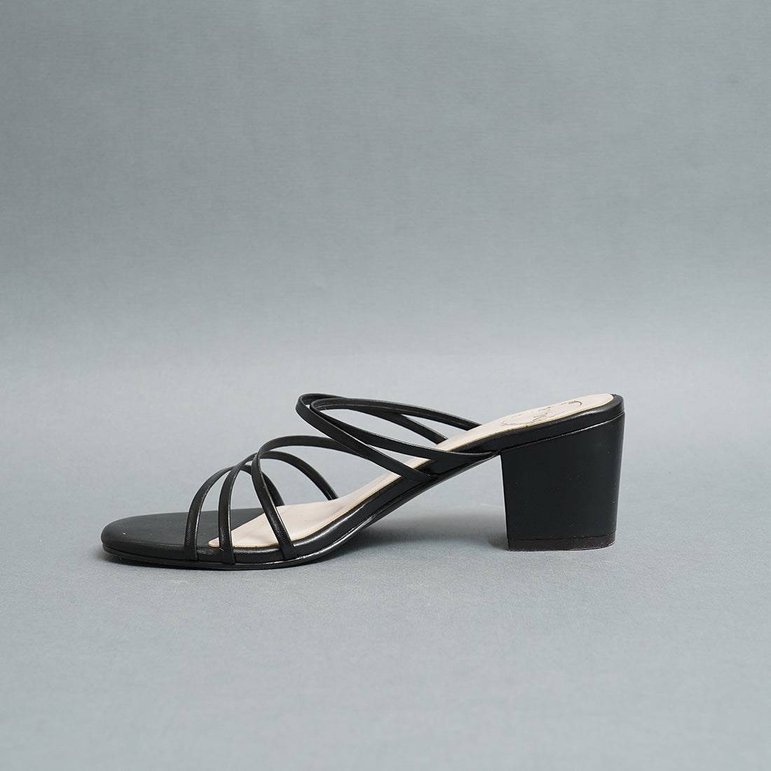 Bare Heels Black