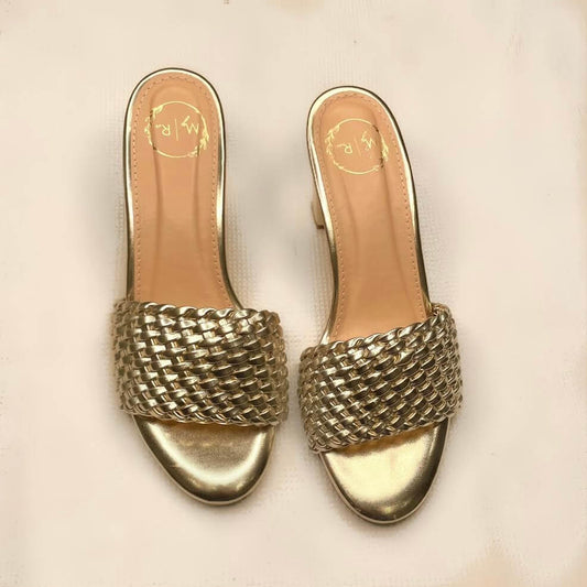 Knotted Divine Heel