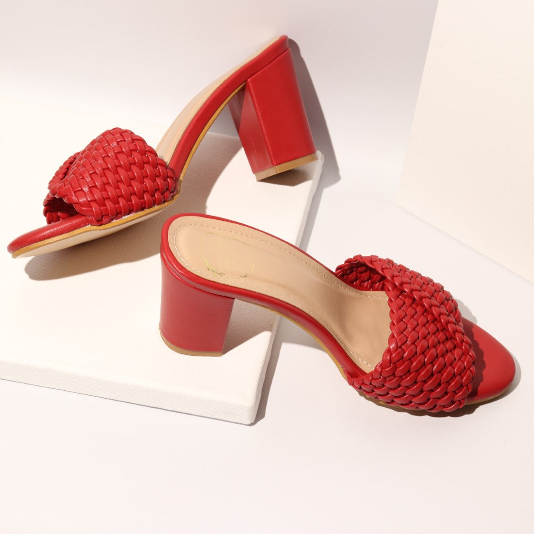 Rosey Heel