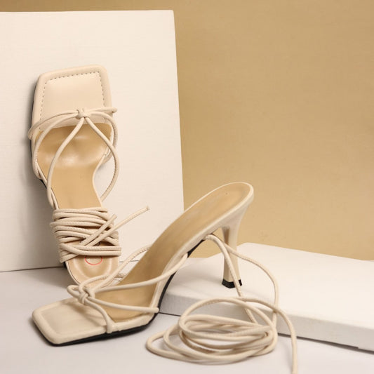 Gaia White Tie Up